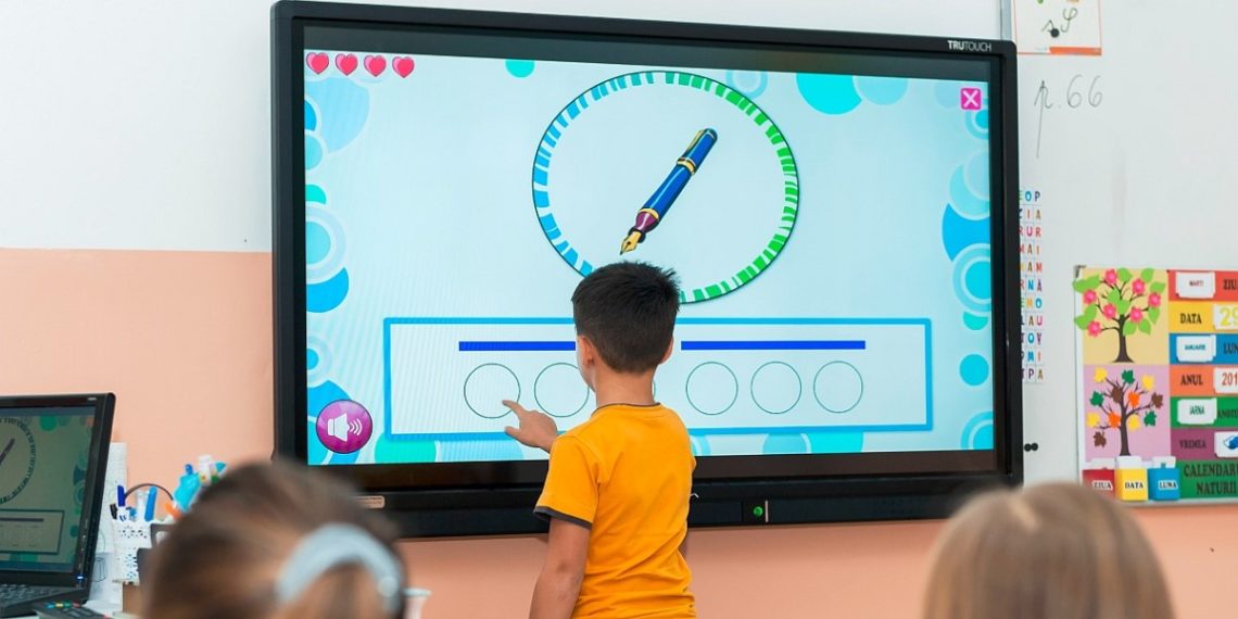 Echipamente didactice avansate